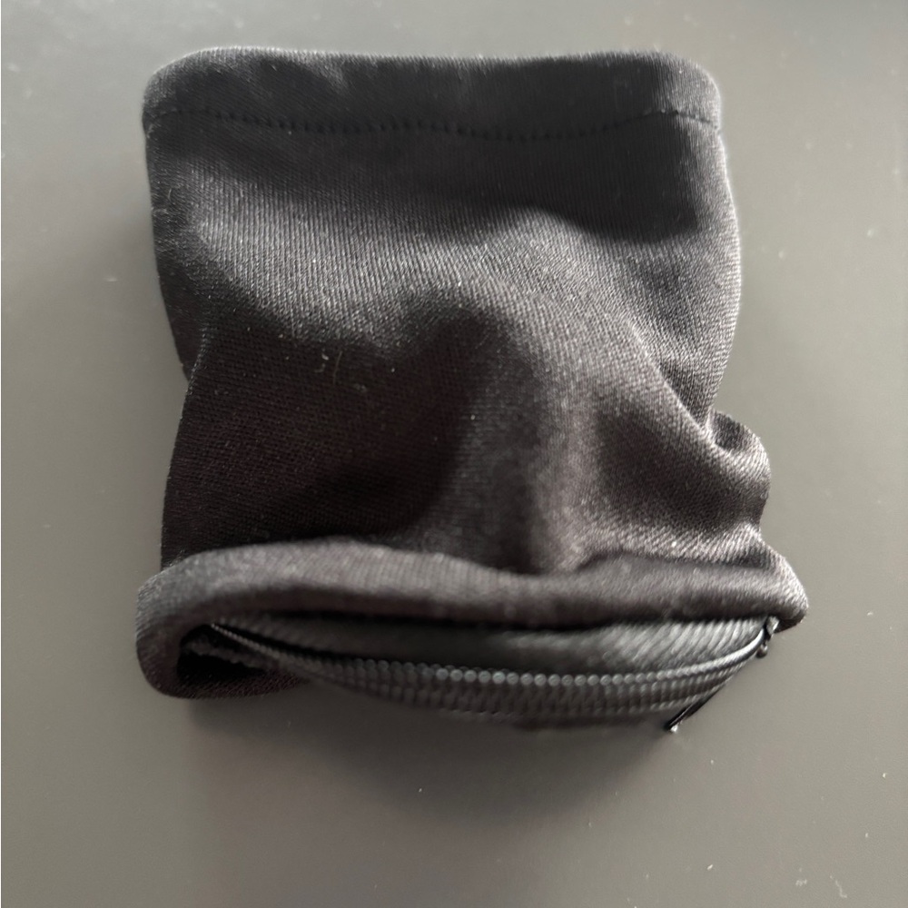 Black wrist wallet Pouch with Zipper